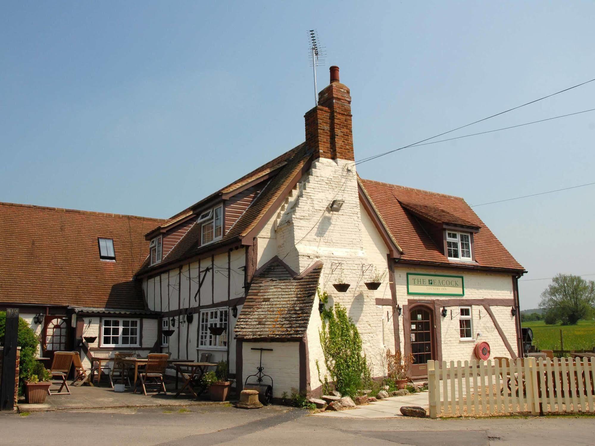 The Peacock Country Inn Chinnor Esterno foto