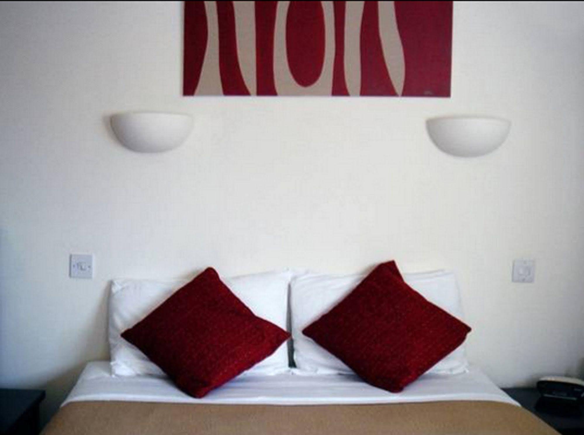 The Peacock Country Inn Chinnor Esterno foto